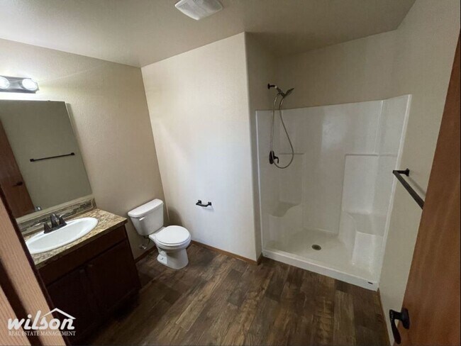 Building Photo - 2902 Willow St