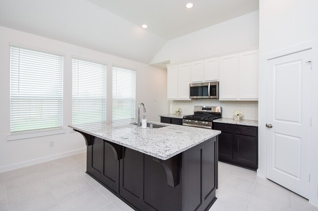 Building Photo - 5115 Murillo Dr