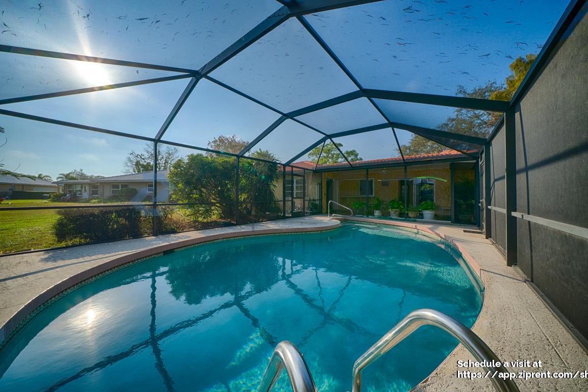 Building Photo - 468 Laurencin Dr