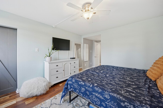 Building Photo - 2401 Pennsylvania Ave