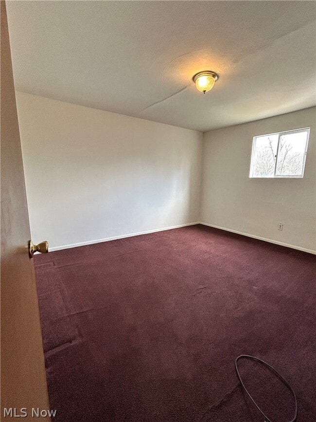 Building Photo - 301 Martin Ave