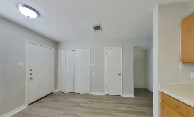 Building Photo - Contemporary 4-Bedroom Gem with Open-Plan Design