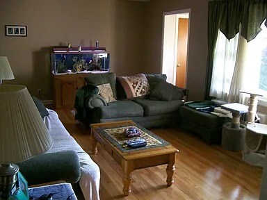 Building Photo - 19 Marie Pky