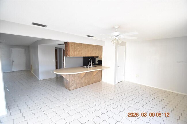 Building Photo - 7338 Foxbloom Dr