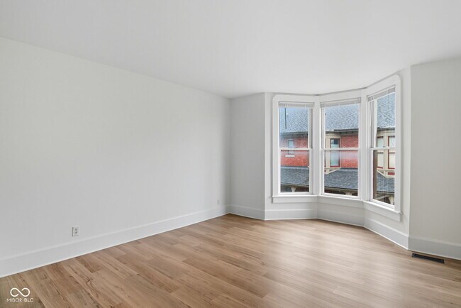 Building Photo - 1448 N Illinois St