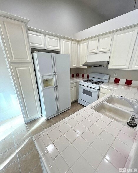 Building Photo - 1055 Ricco Dr