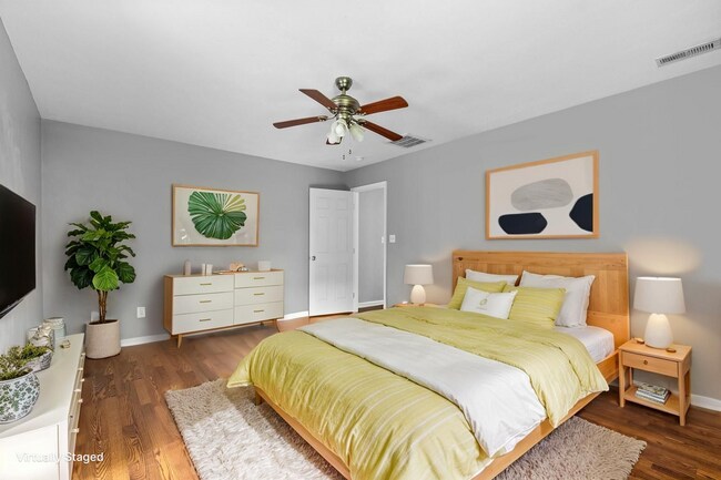 Building Photo - Stylish 3BR/2BA Single-Level Living in Nor...