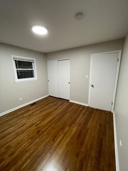 Building Photo - 7202 W Crain St