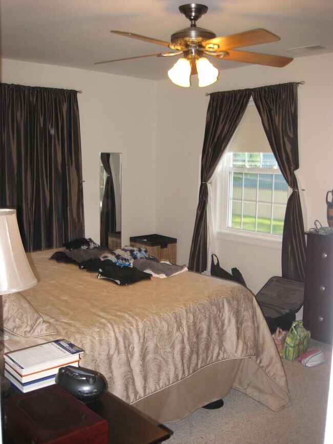 Master Bed Room - 24 Edgewood Ave