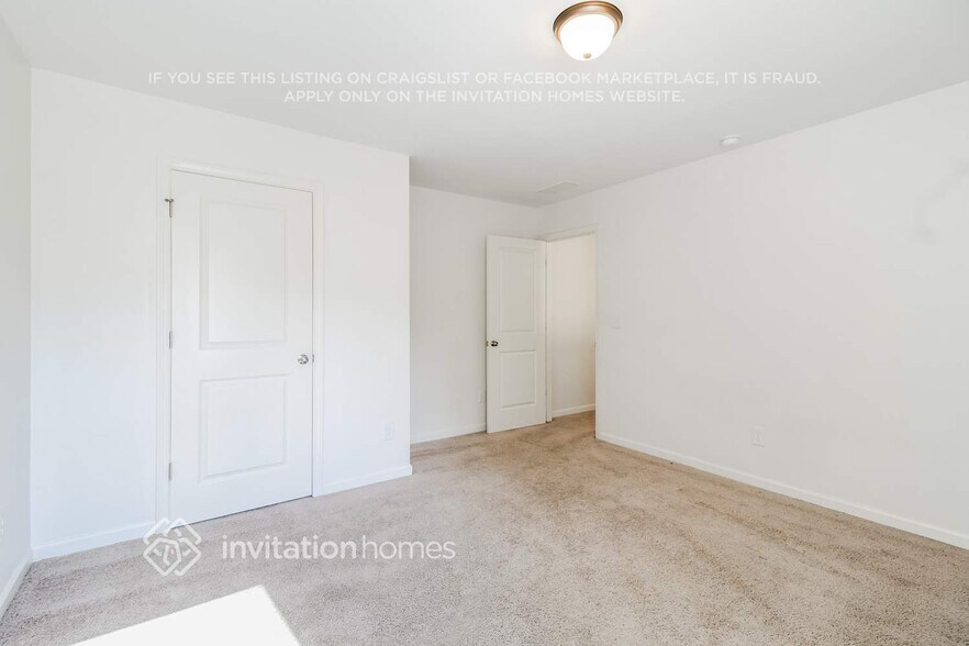 Building Photo - 1442 Ewing Farm Dr