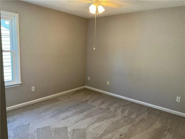 Building Photo - 4030 Ridgefair Dr