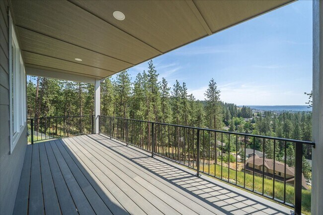 Building Photo - $3,600 - 4 Bed / 3 Bath Gorgeous Brand New...