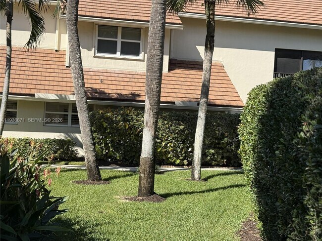 Building Photo - 4161 S US Hwy 1