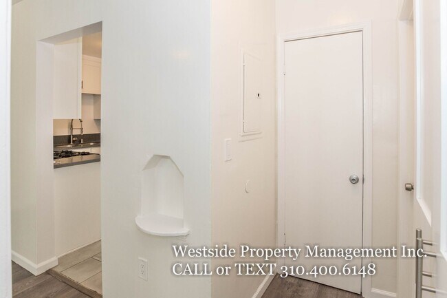 Building Photo - 334 Witmer St