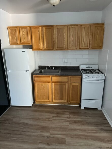 Building Photo - 510 Stuyvesant Ave