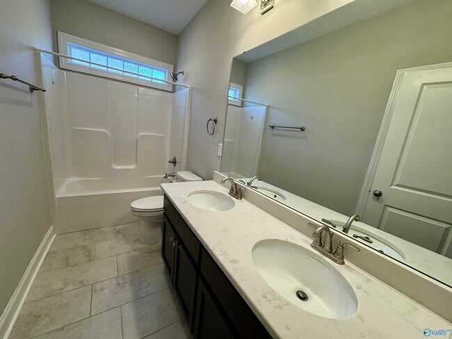 Building Photo - 4353 SE Willow Bend Ln