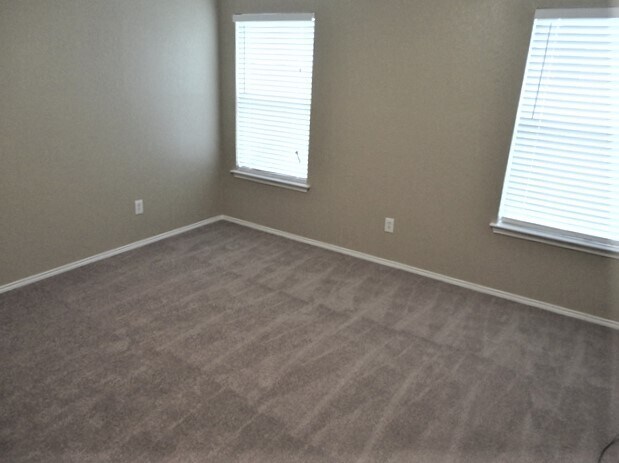 Building Photo - 7017 Stetter Dr