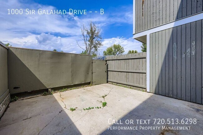 Building Photo - 1000 Sir Galahad Dr