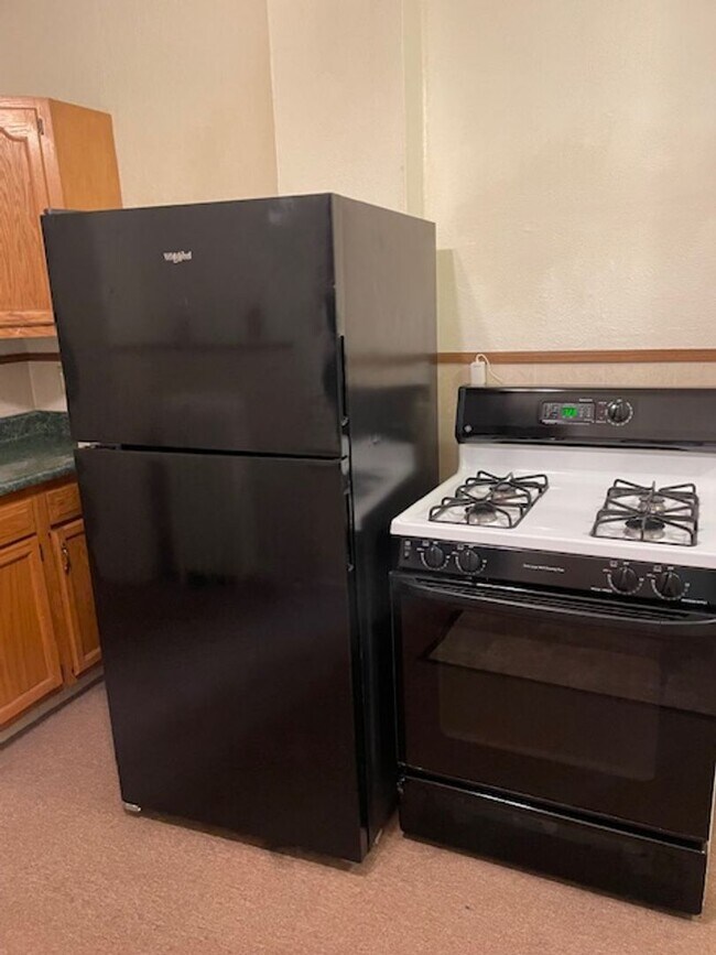 Building Photo - 1452-1454-1454 Franklin St