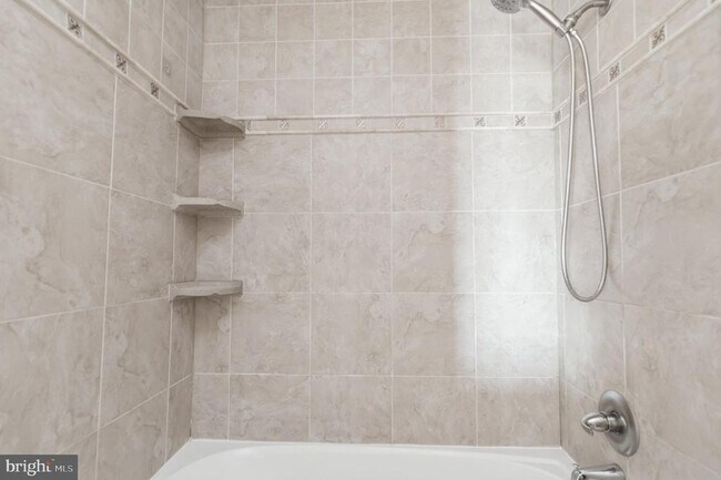 Building Photo - 7886 Brighton Way