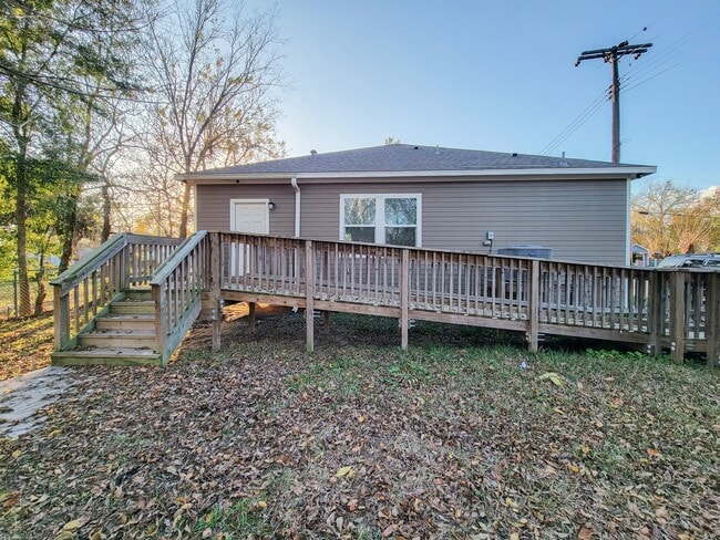 Building Photo - 3201 J P Davis Ave