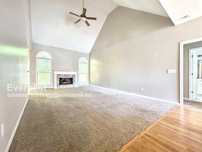 Building Photo - 1189 Parkview Ln NW