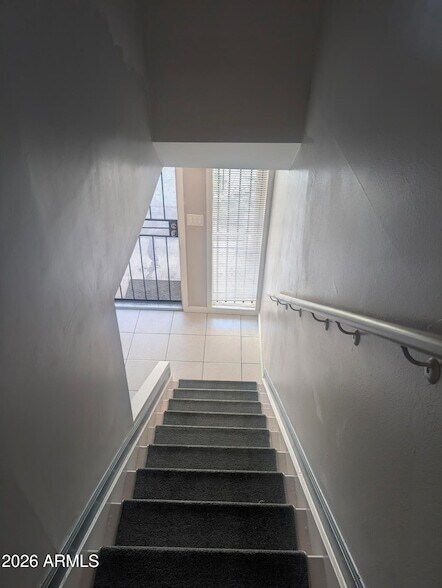 Building Photo - 7126 N 19th Ave