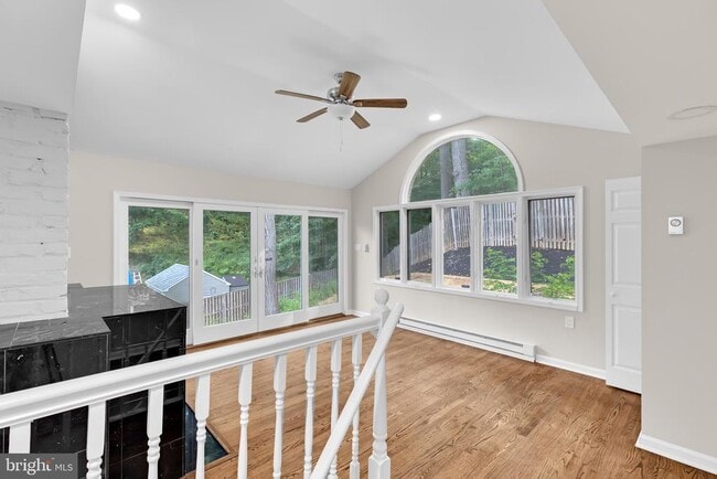 Building Photo - 3009 S Hill St