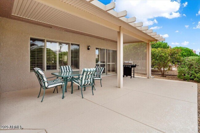 Building Photo - 16232 W Tapatio Dr