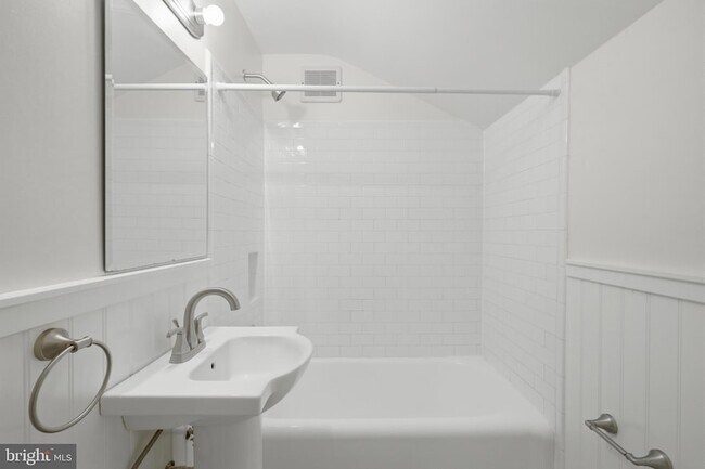 Building Photo - 4403 19th St N