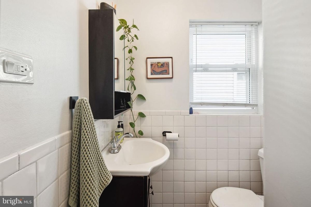 Building Photo - 2651 Agate St