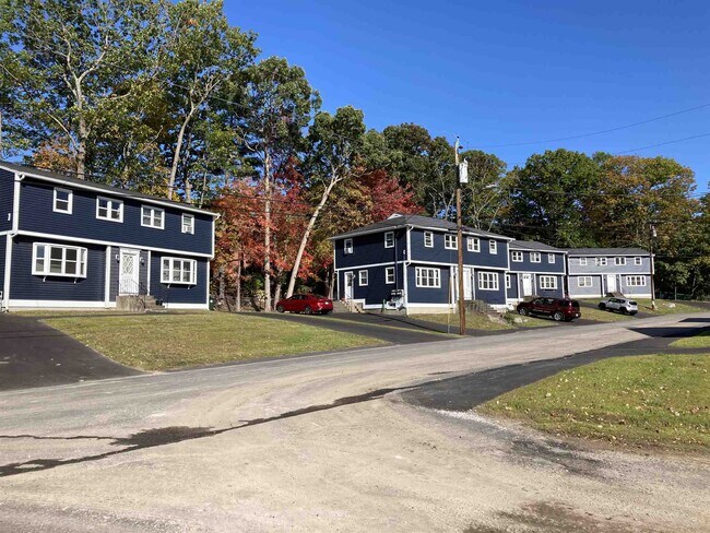 Building Photo - 445 Kennard Rd