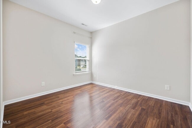 Building Photo - 6806 Shane Dr