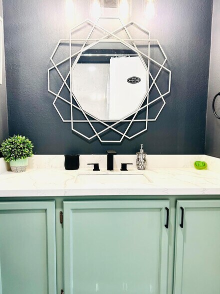 Building Photo - 2500 Kirkwood Dr