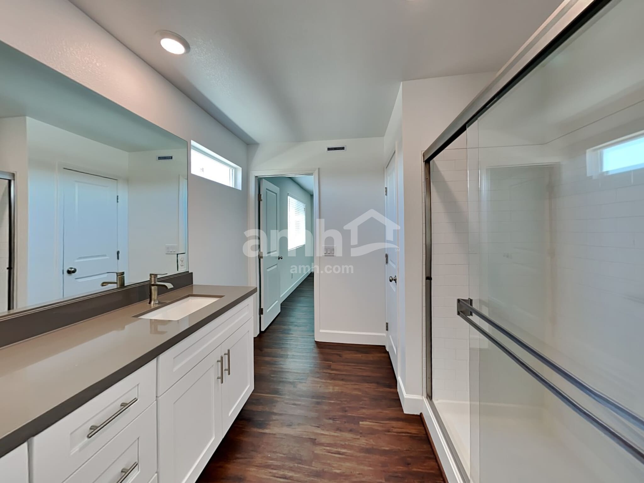 Building Photo - 8811 Tiger Tooth Ave