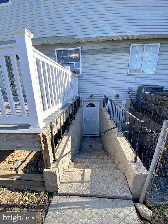 Building Photo - 12366 Bonfire Dr