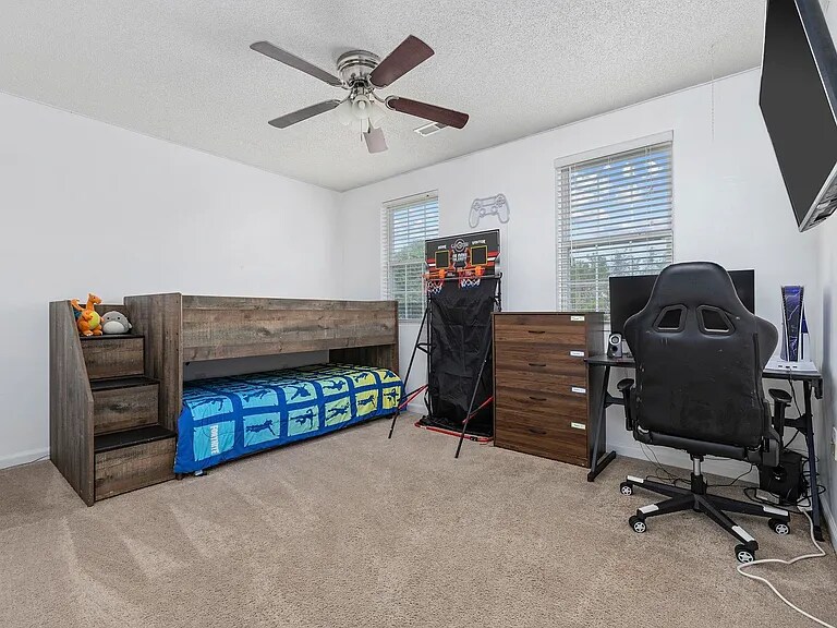 Building Photo - 125 Edwards Ln