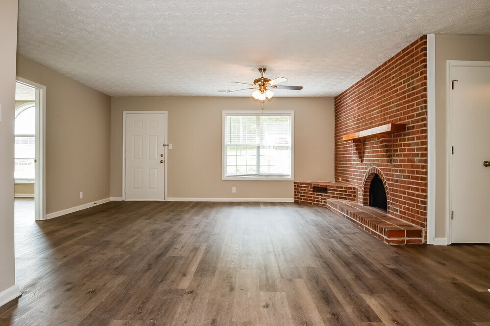 Building Photo - 5406 Cindy Ln SE