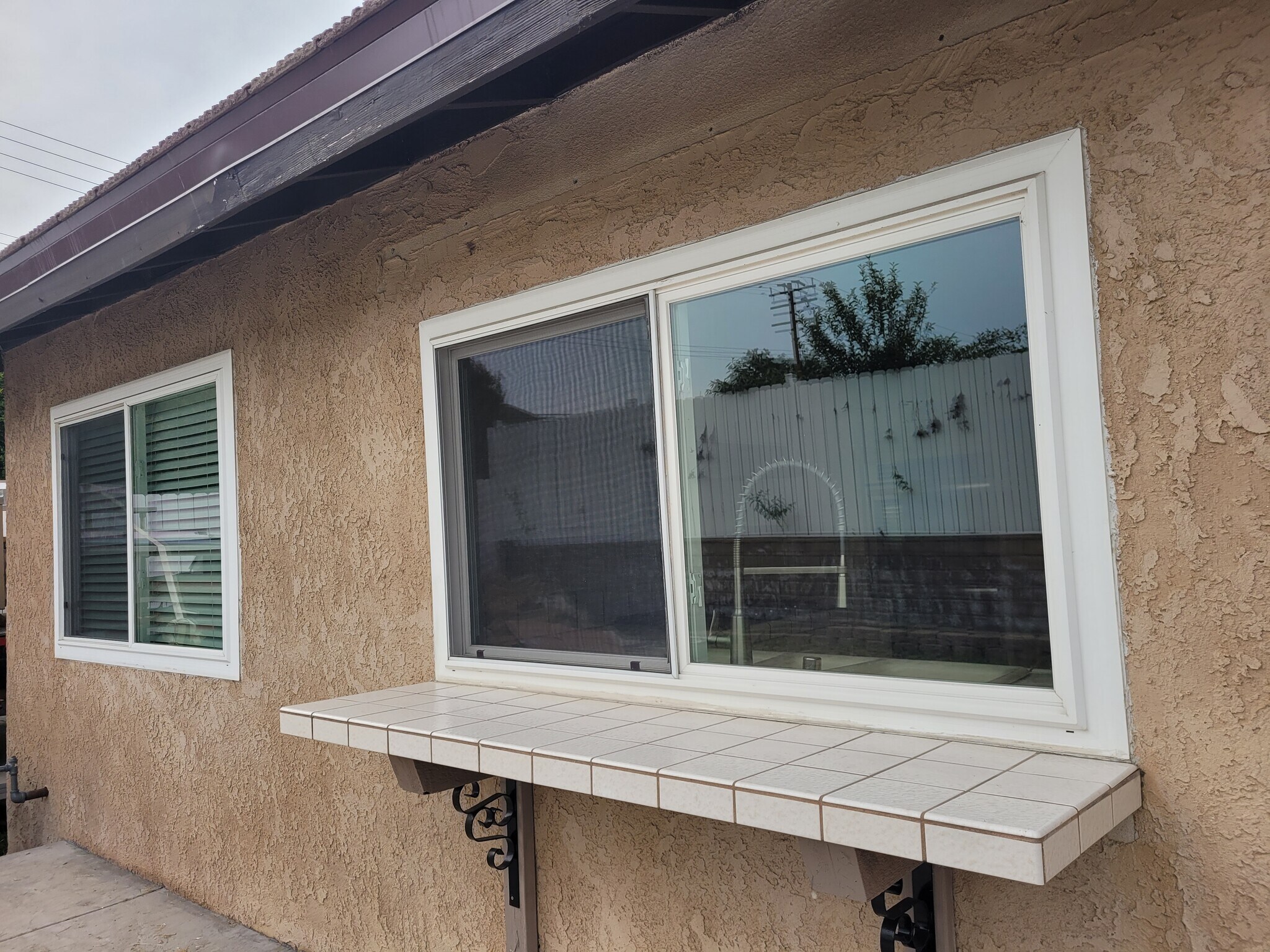 Building Photo - 1930 Adrian St