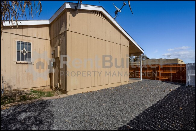 Building Photo - CALL US TODAY AT (505) 808-6467 TO SCHEDUL...