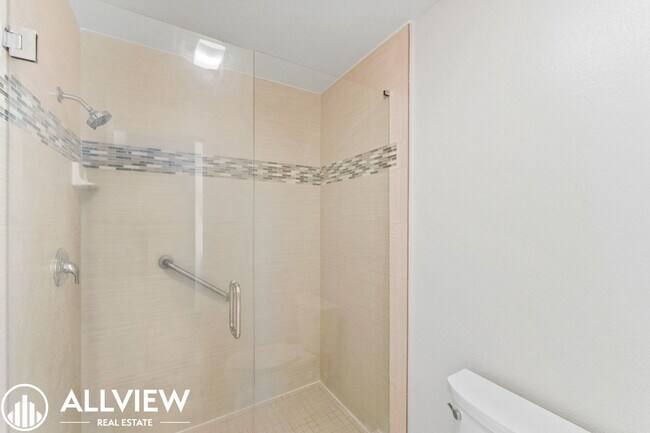 Building Photo - Charming San Juan Capistrano Home with Garage & Modern Amenities