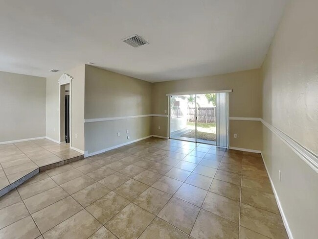 Building Photo - 10312 SW 156th St