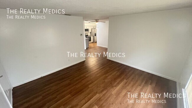 Building Photo - 1984 Agora Cir SE