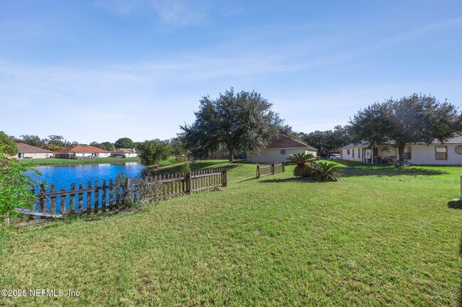 Building Photo - 8047 Beaver Creek Dr