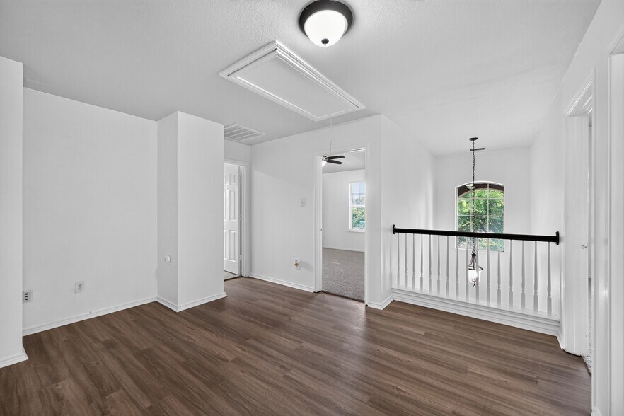 Building Photo - 1009 Youkum Ct