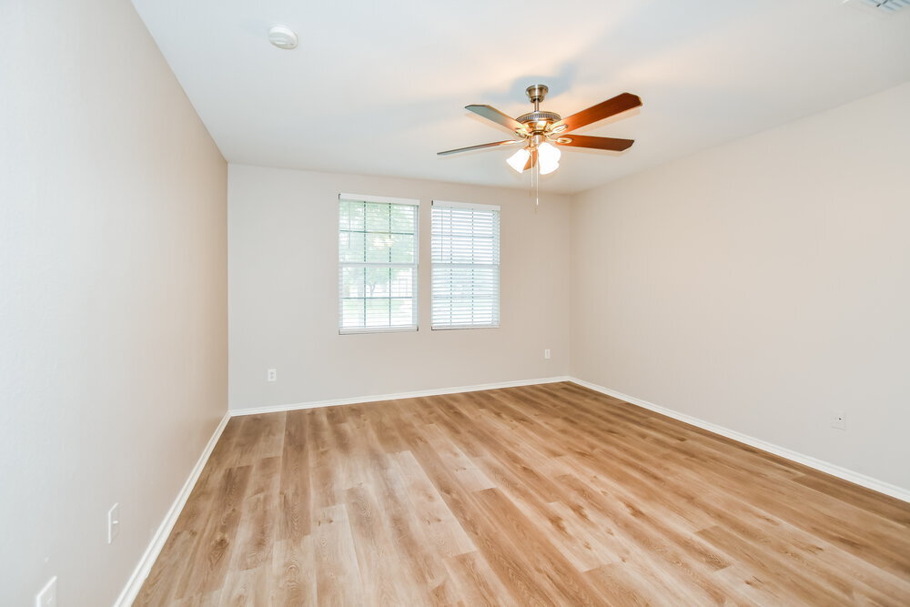 Building Photo - 1056 Bumble Bee Dr