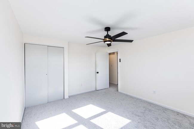 Building Photo - 1117 Circle Dr