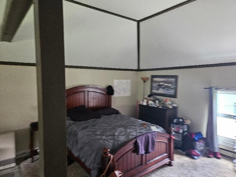 Building Photo - 138 High St