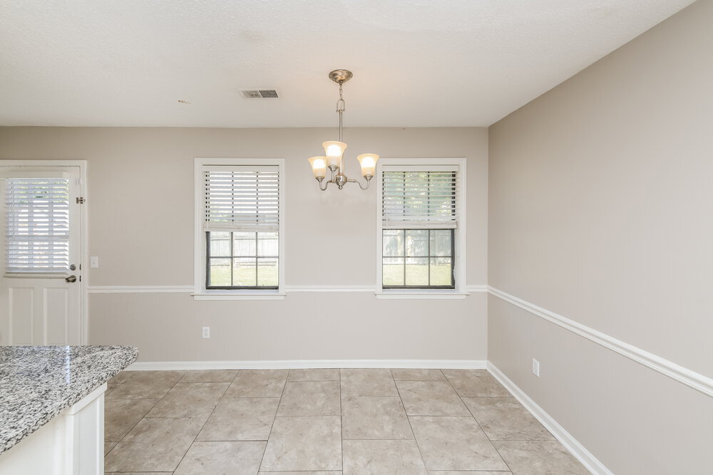 Building Photo - 4000 Kingsland Cove