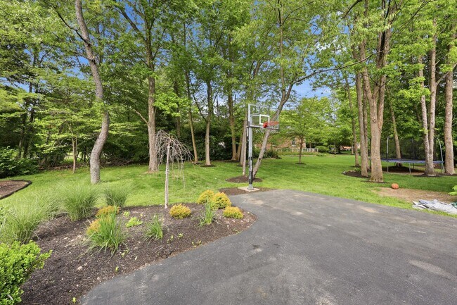 Building Photo - 7410 Ratchford Ct